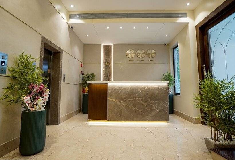 Szálloda M2 Square By Monday Premium