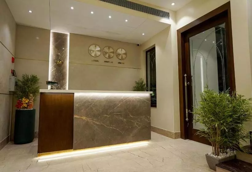 Hotelli M2 Square By Monday Premium