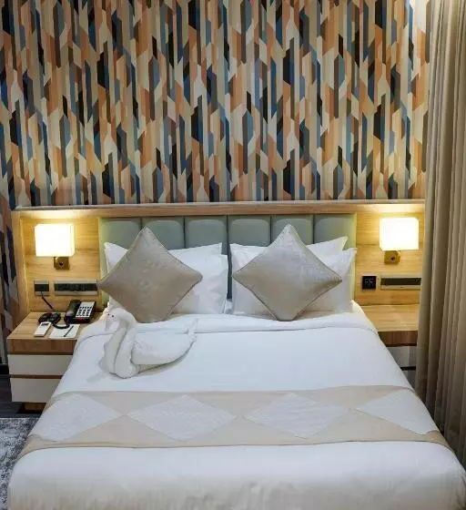 Hotelli M2 Square By Monday Premium