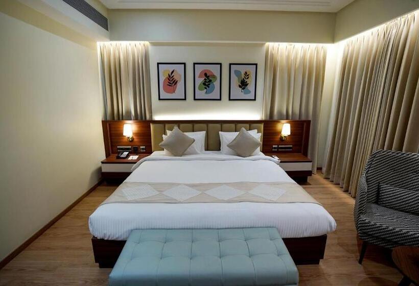 Szálloda M2 Square By Monday Premium