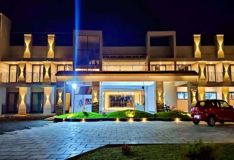 בית מלון כפרי Vaga Nakshathra Suites