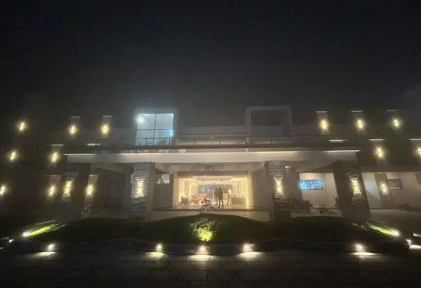 Hotelli Vaga Nakshathra Suites