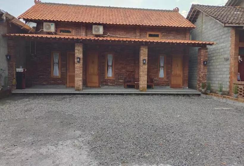 ホテル Wilujeng Homestay