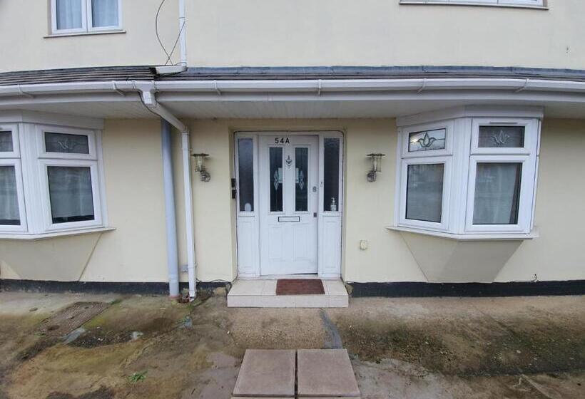 Пансион Eastwood Rooms