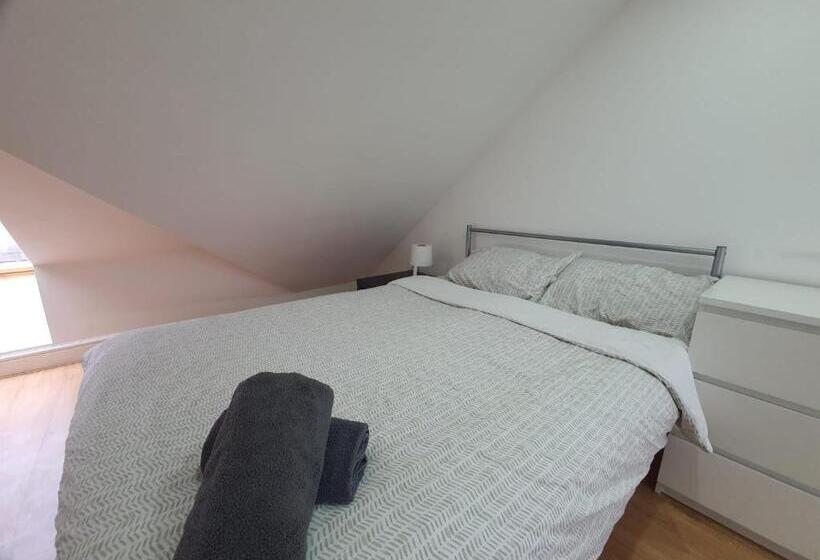 Пансион Eastwood Rooms