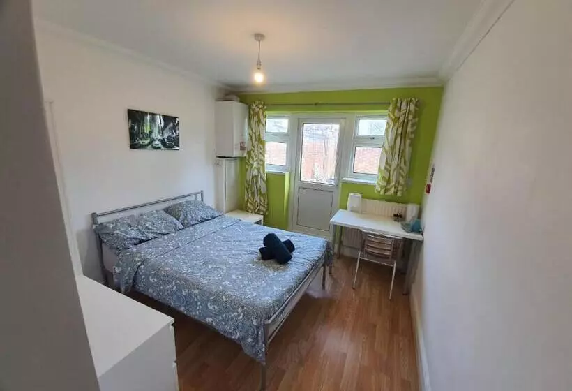 Majatalo Eastwood Rooms