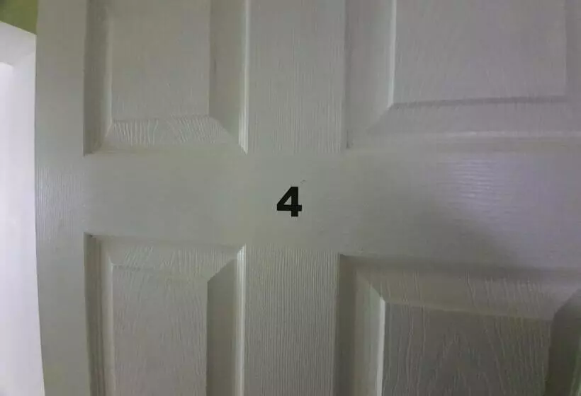 Majatalo Eastwood Rooms