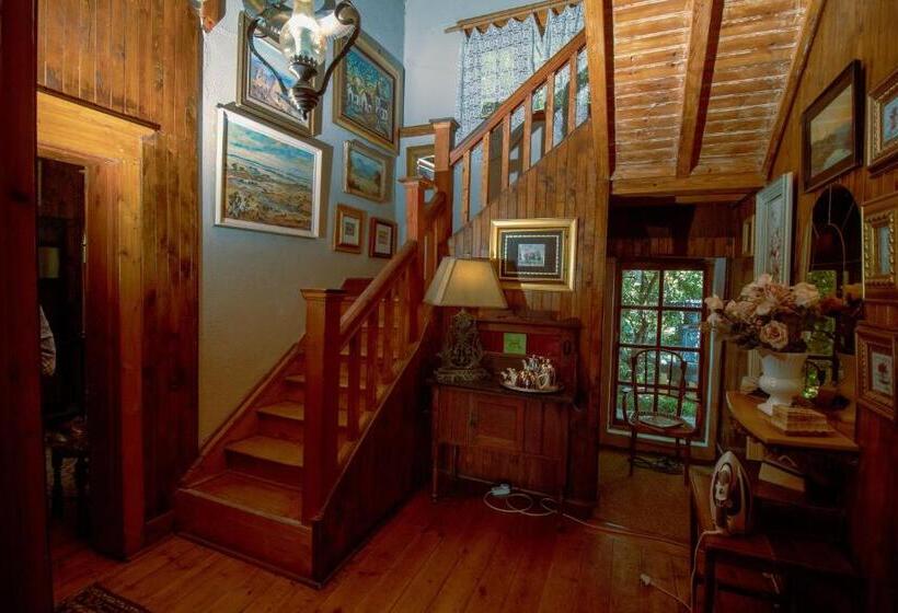 Pension Pandora S Guesthouse