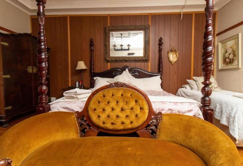 Pension Pandora S Guesthouse