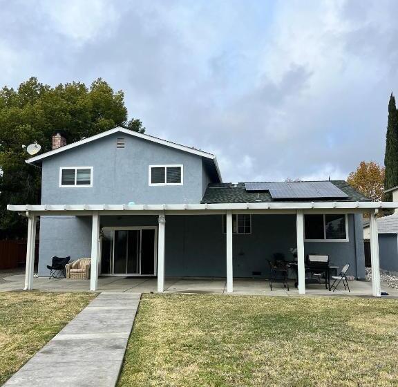 Пансион Zeekap Homes