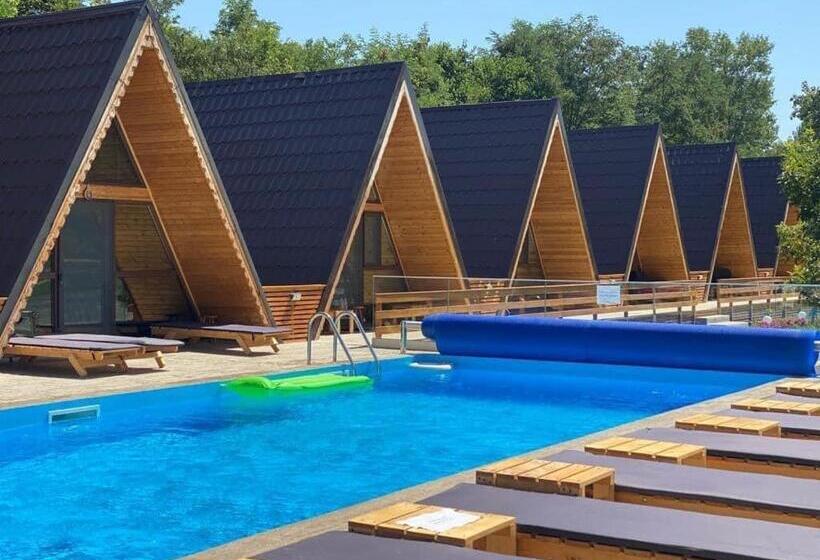 リゾートホテル Potcoava Dunarii