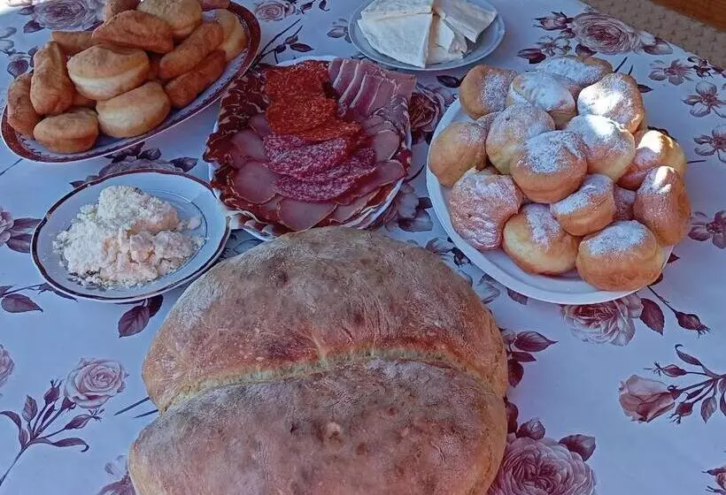 تختخواب و صبحانه Household Ušćumlić   Oaza Mira