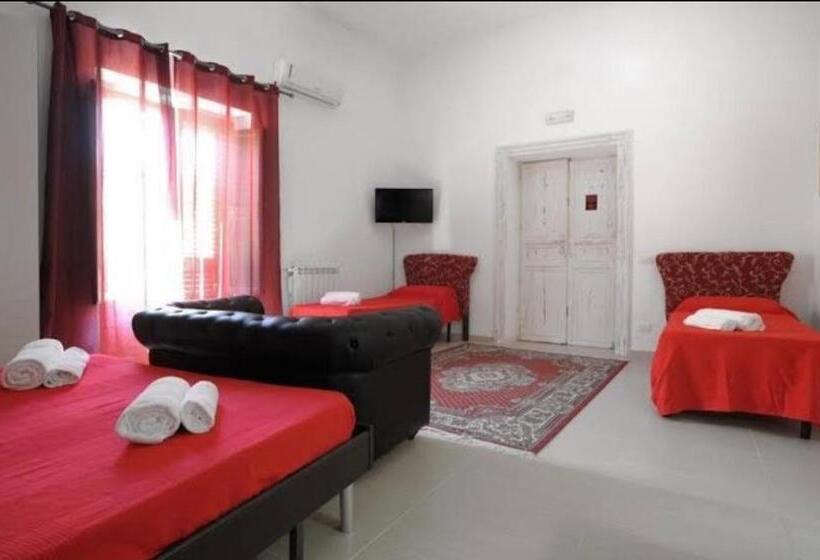 Bed and Breakfast Persefone Luxury Suite