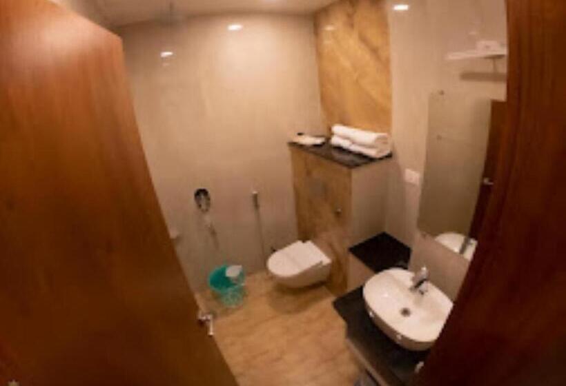 هتل Prime Residency,chhatarpur