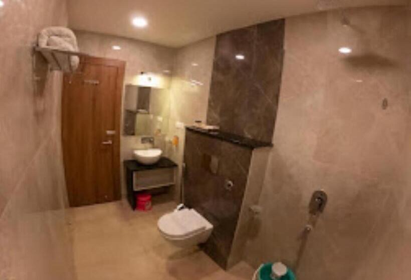 هتل Prime Residency,chhatarpur