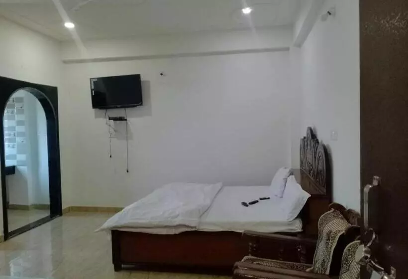ホテル Sai Prabha, Bhind
