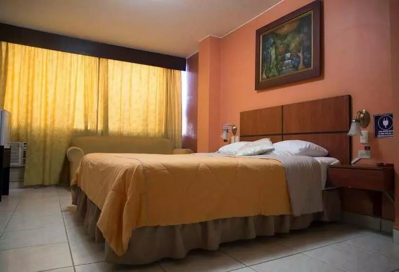 ホテル Tropical Inn