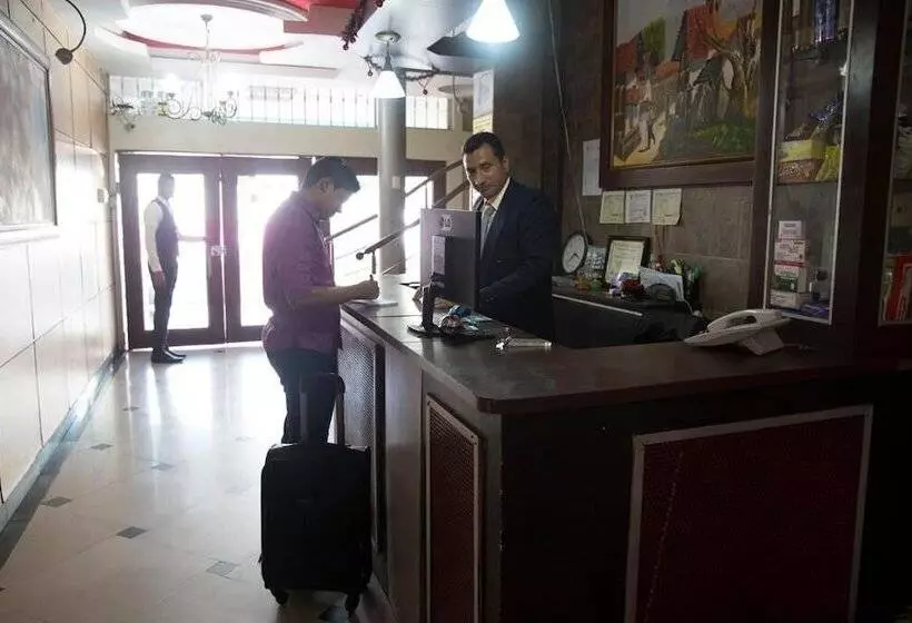 ホテル Tropical Inn