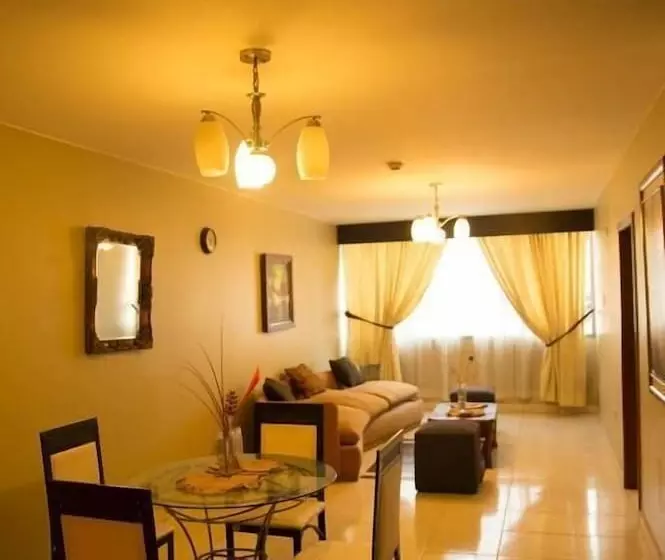 ホテル Tropical Inn