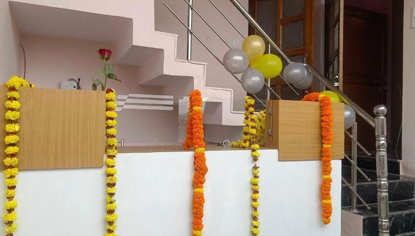 Oyo 8202 Sudeep Hotel & Restaurant