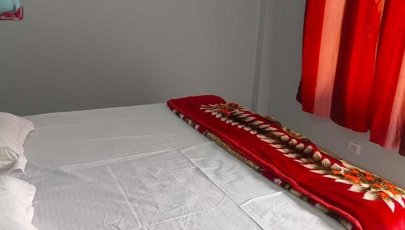 Oyo 8202 Sudeep Hotel & Restaurant