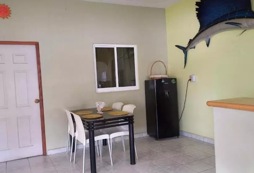 Majatalo Casa Del Sol  Alojamiento Cerca Del Embarcadero