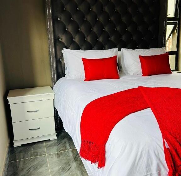 ペンション Serene Accommodation Palace