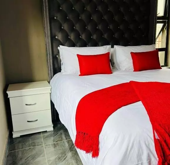 ペンション Serene Accommodation Palace