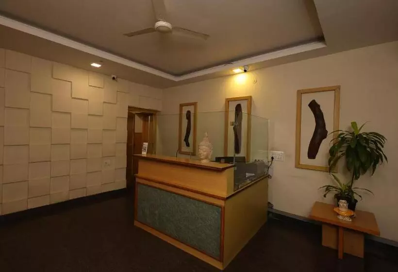 Classic Boutique Hotel & Luxury Service Apartments