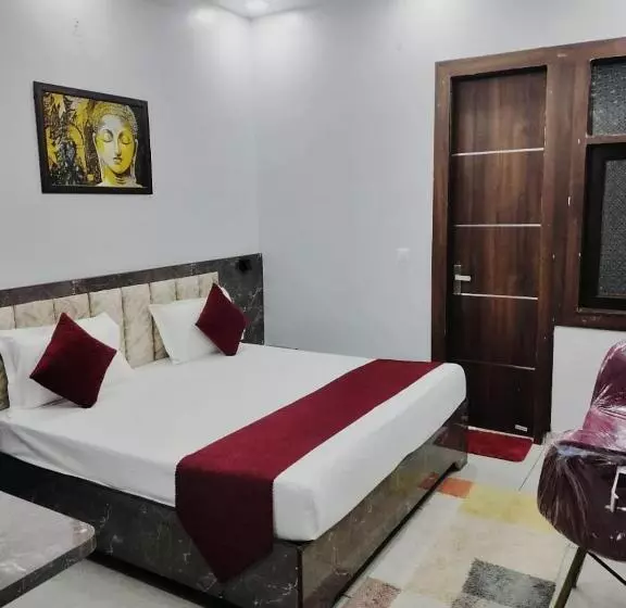 Hotel Bliss
