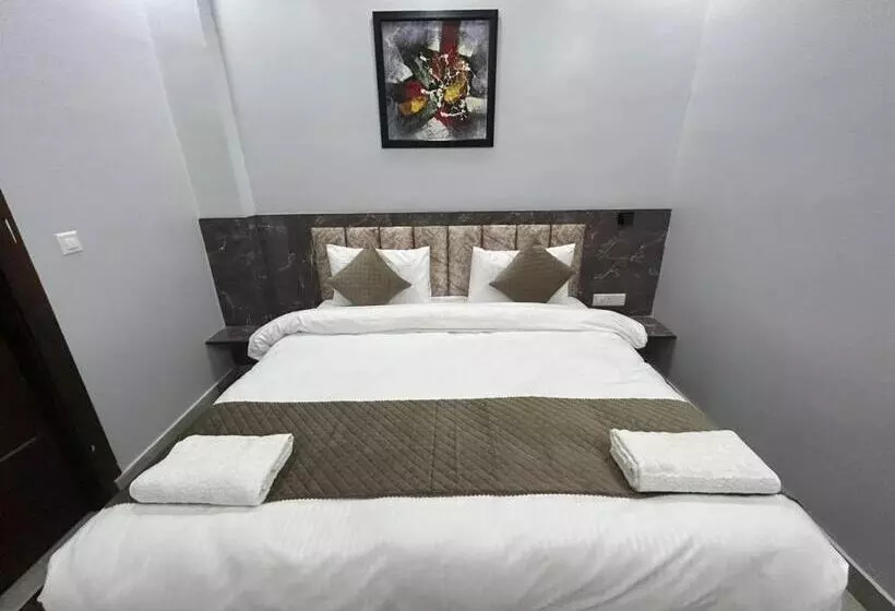 Hotel Bliss