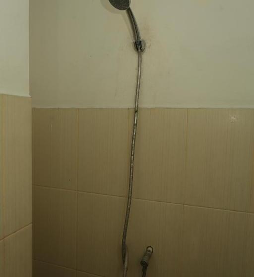 فندق Capital O 93372 Aurora Residence