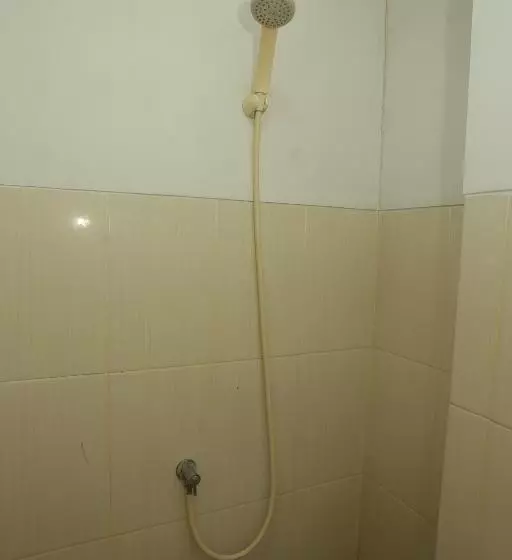 Hotelli Capital O 93372 Aurora Residence