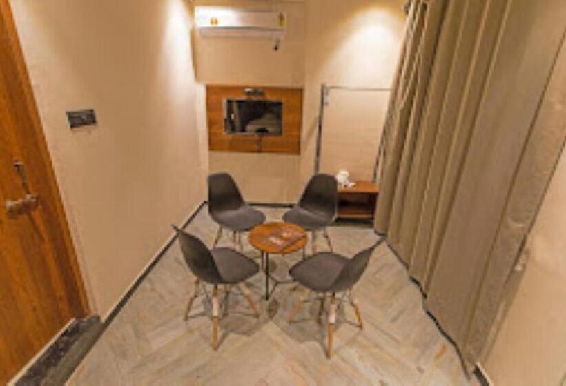 Hotel Nova Park.rajkot