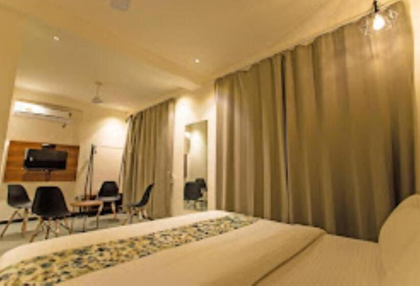 Hotel Nova Park.rajkot