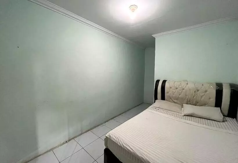 ホテル Oyo 93417 Homestay Bunga Rinte Syariah