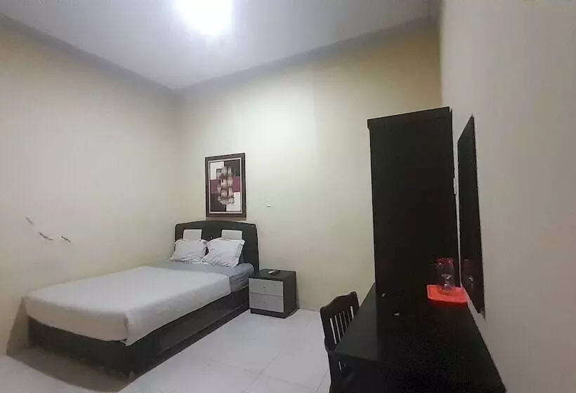 ホテル Oyo 93417 Homestay Bunga Rinte Syariah