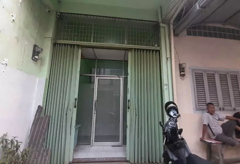 ホテル Oyo 93417 Homestay Bunga Rinte Syariah