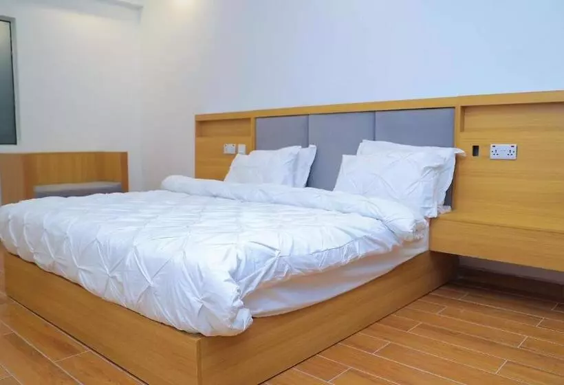 Palm Village Business Hotel Apt