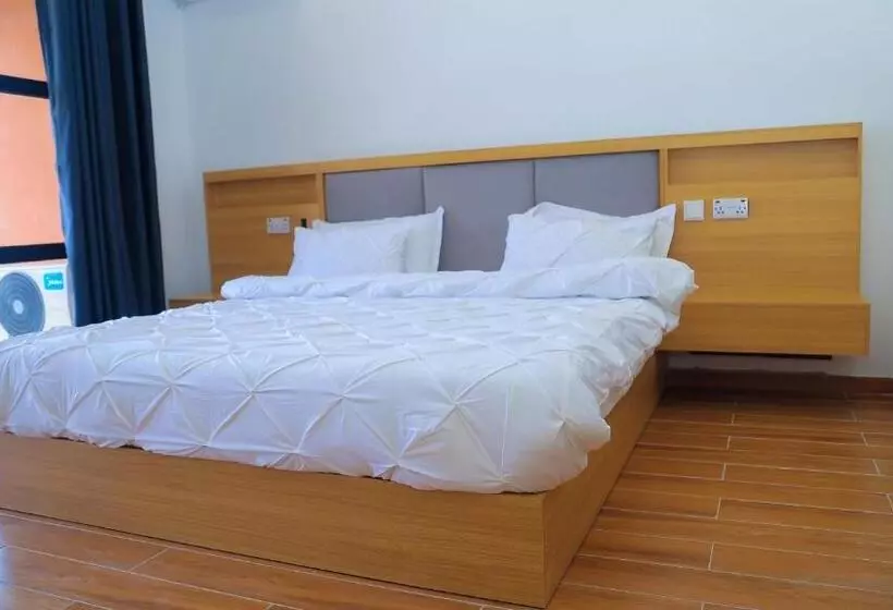 Palm Village Business Hotel Apt