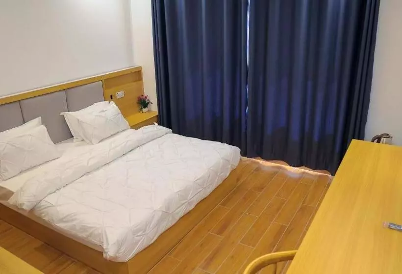 Palm Village Business Hotel Apt
