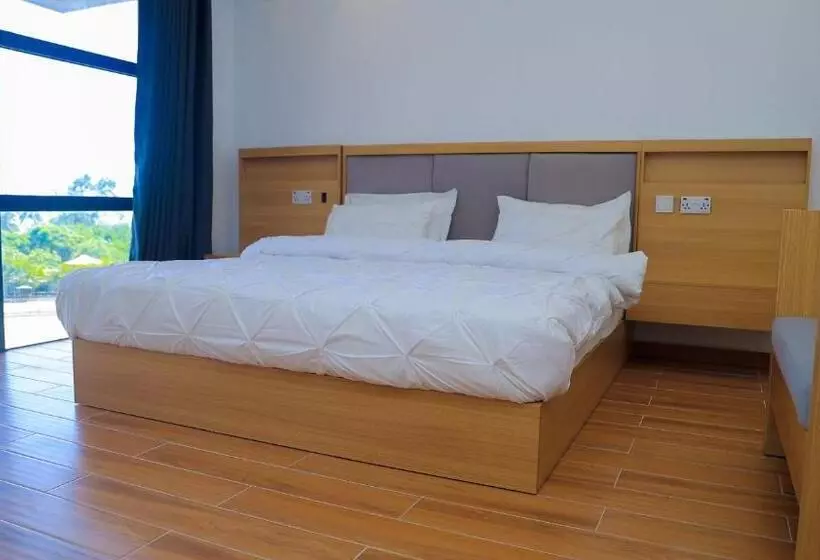 Palm Village Business Hotel Apt