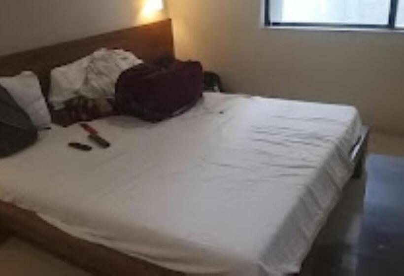 هتل Park View,rajkot