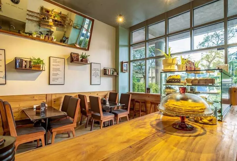 ホテル Sanna Boutique