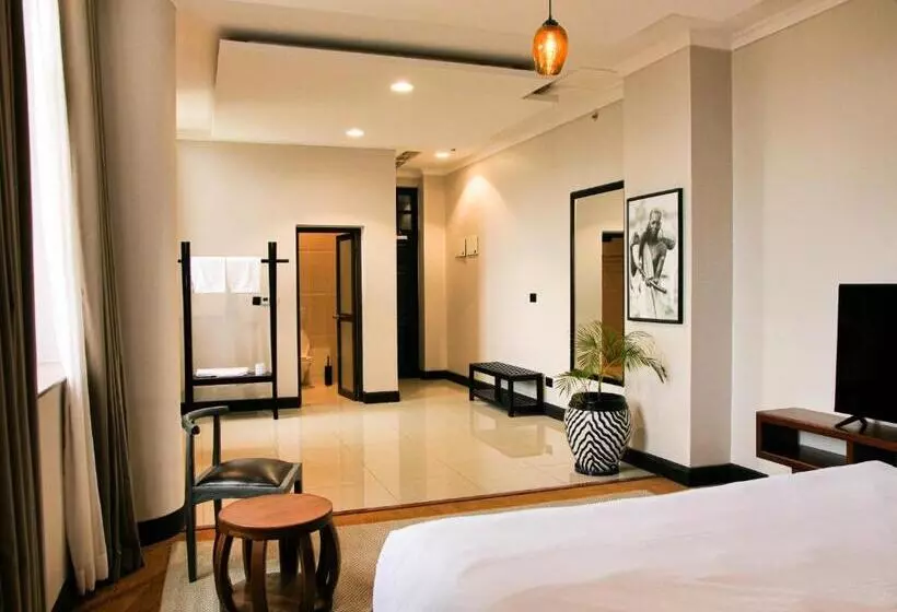 ホテル Sanna Boutique