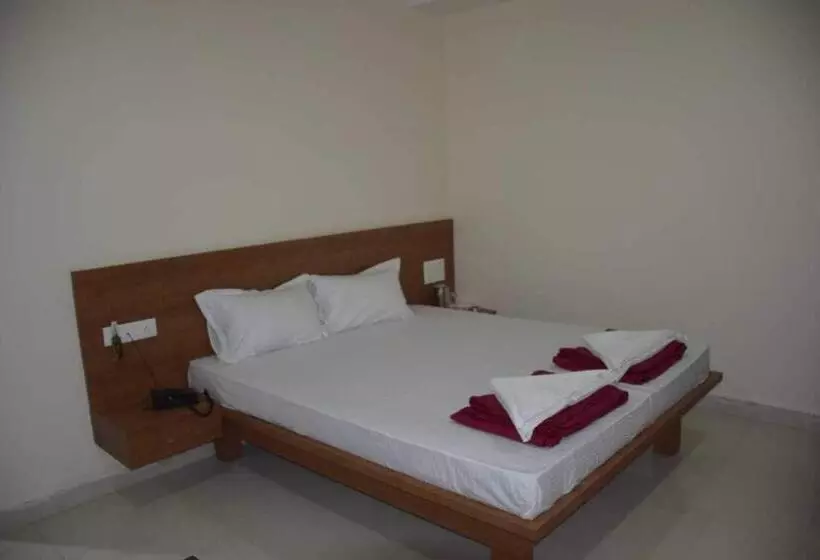 هتل Spot On Shri Venkateshwara Lodging