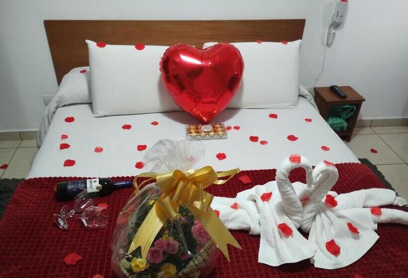 ホテル Steppenwolf