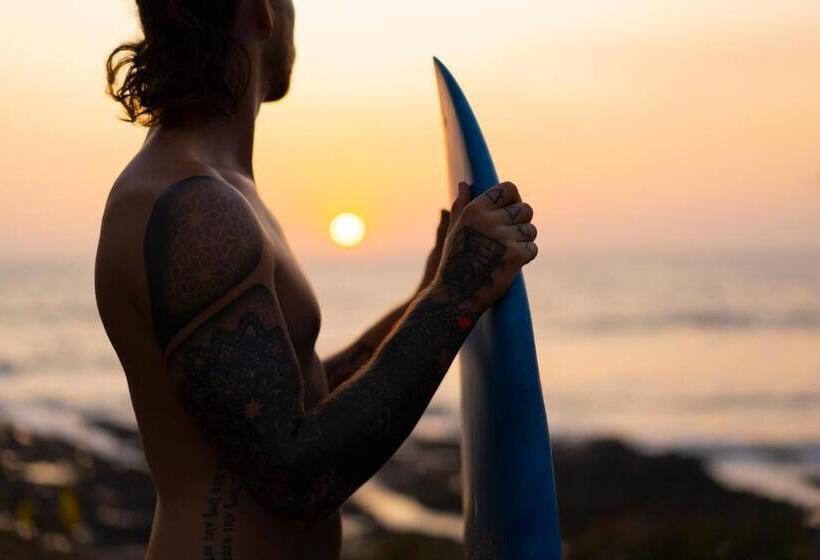 هتل Still Salty Escape