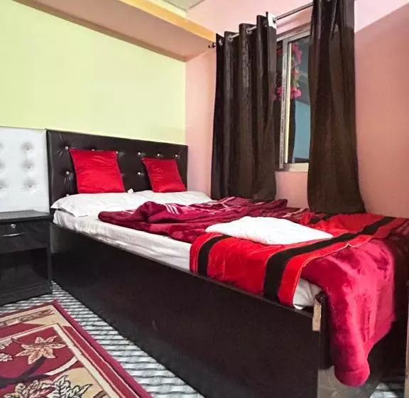 Hotelli Sweet Home Lodge