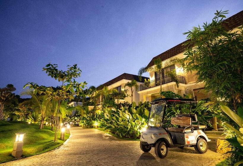 Maira Resort And Convention Center